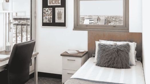Penthouse Loft Deluxe with Balcony