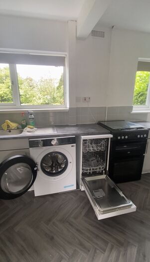 Photo of a amazing Student home 1 min walk to Stoke Hospital.