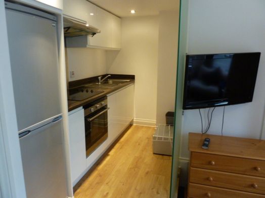 Photo of a 12, Whitefield Tce, Flat 1.