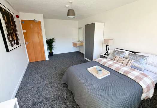 Premier Room