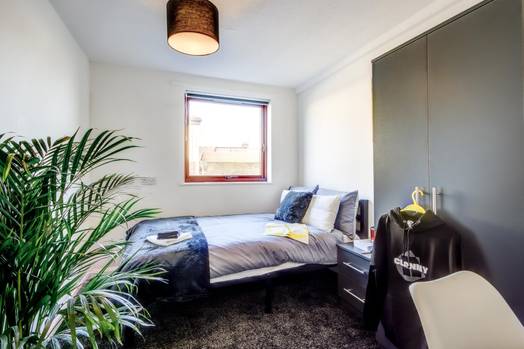 3 Bed Apartment