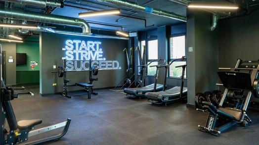 Photo of a guilden Village.