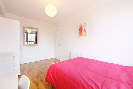 Photo of a denchworth House.