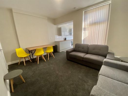Photo of a 48 Coulston Road, Lancaster, LA1 3AE.