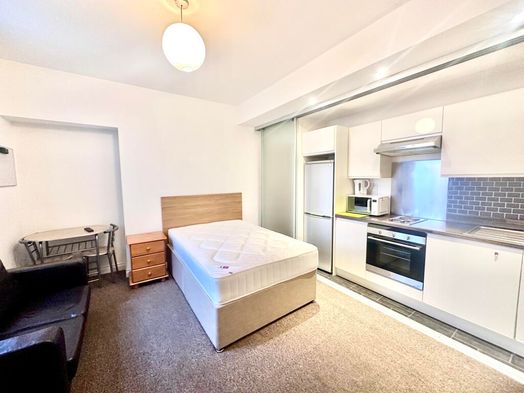 Photo of a 12, Whitefield Tce, Flat 8.