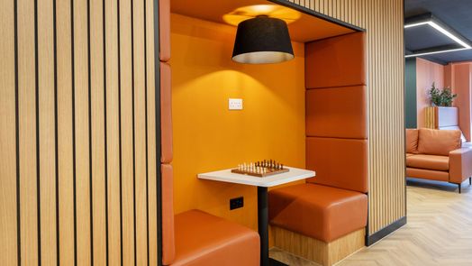 Photo of a newarke Point.