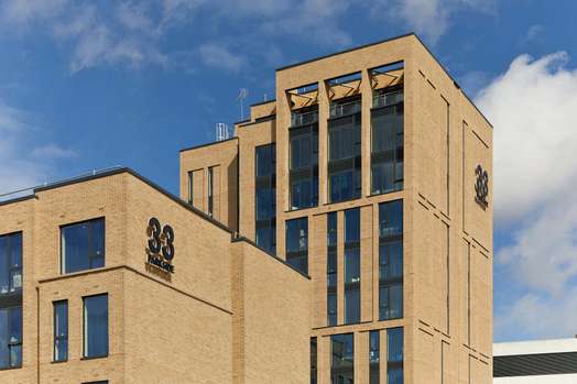 Photo of a 33 Parkside.