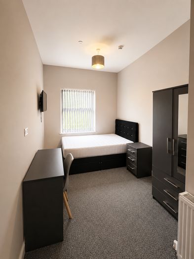 Photo of a flat 2, 83 King Edwards Road.