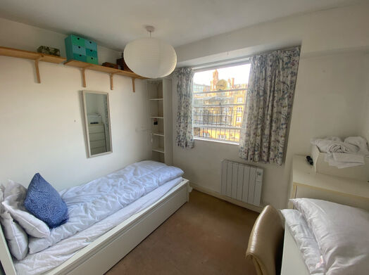 Photo of a single room in 2-bed flatshare.