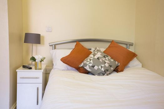 Gold 1 Bed Apartment