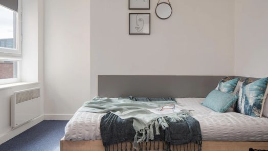 Deluxe Ensuite