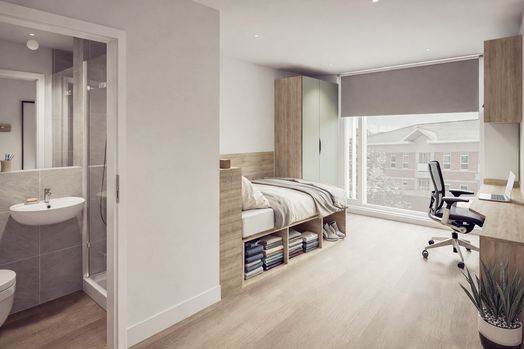 6 Bed Deluxe En Suite