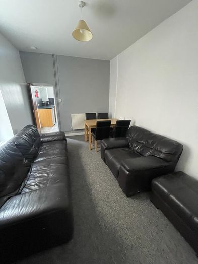 Photo of a 64 Brunswick Street.