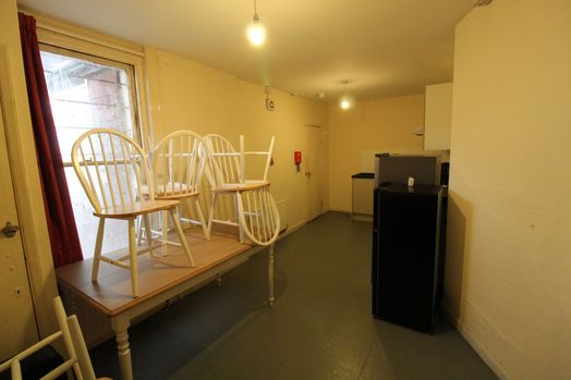 Photo of a 5 Bedroom Flat Share.