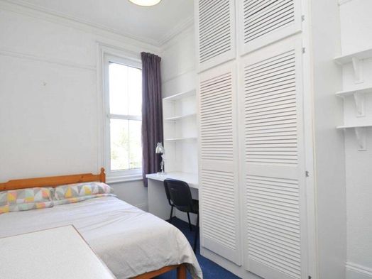 Photo of a 14, Napier Terrace - Maisonette.
