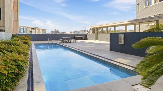 Photo of a student Living Auckland.