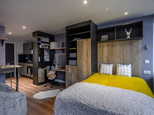 Photo of a carters Yard.