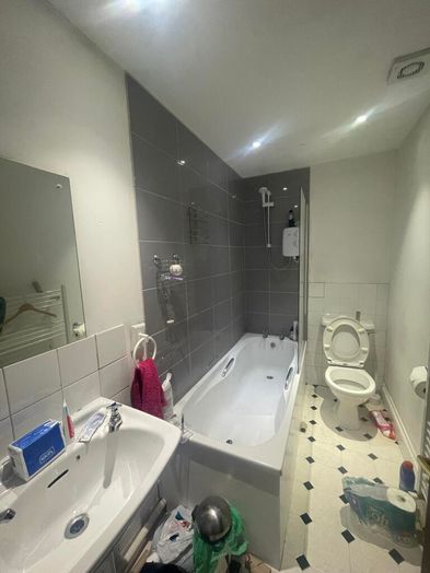 Photo of a 16, Napier Terrace, Basement.