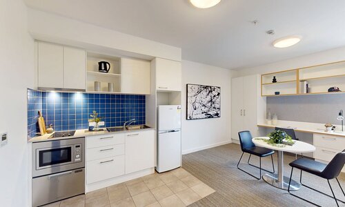 Virtual Tour for Deluxe Twin Share Studio (Mid Floor) Room