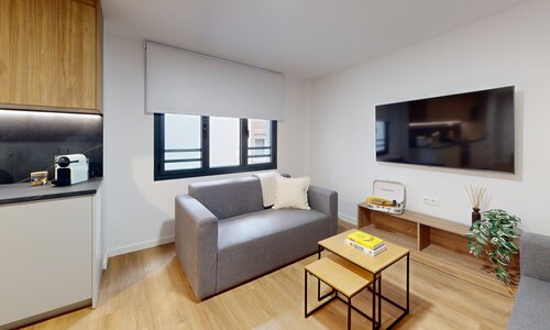 Virtual Tour for Classic Room (3-Bed) Room