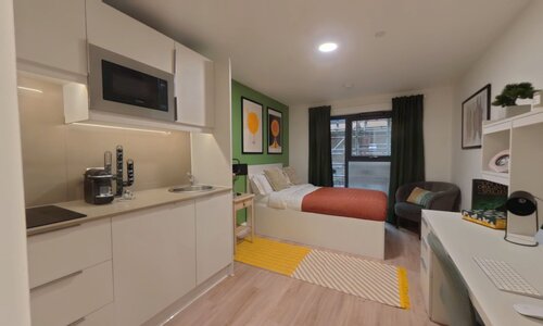 Virtual Tour for Bronze Studio Room