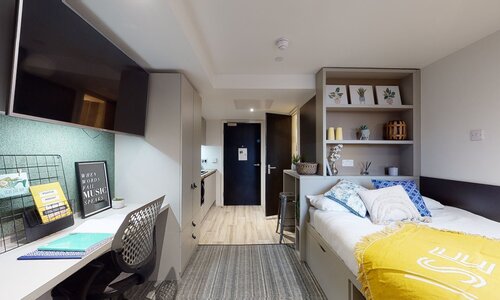 Virtual Tour for Gold Studio Room