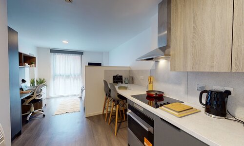 Virtual Tour for Platinum Studio Room