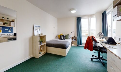 Virtual Tour for En suite Rooms (Double Bed) – Gold Room