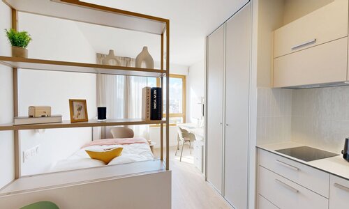 Virtual Tour for Gold Studio Room