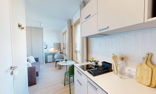 Virtual Tour for Platinum Studio Room