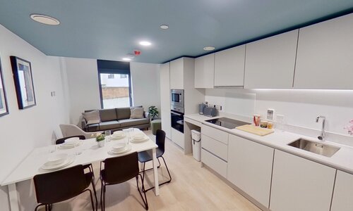 Virtual Tour for Gold En Suite Room